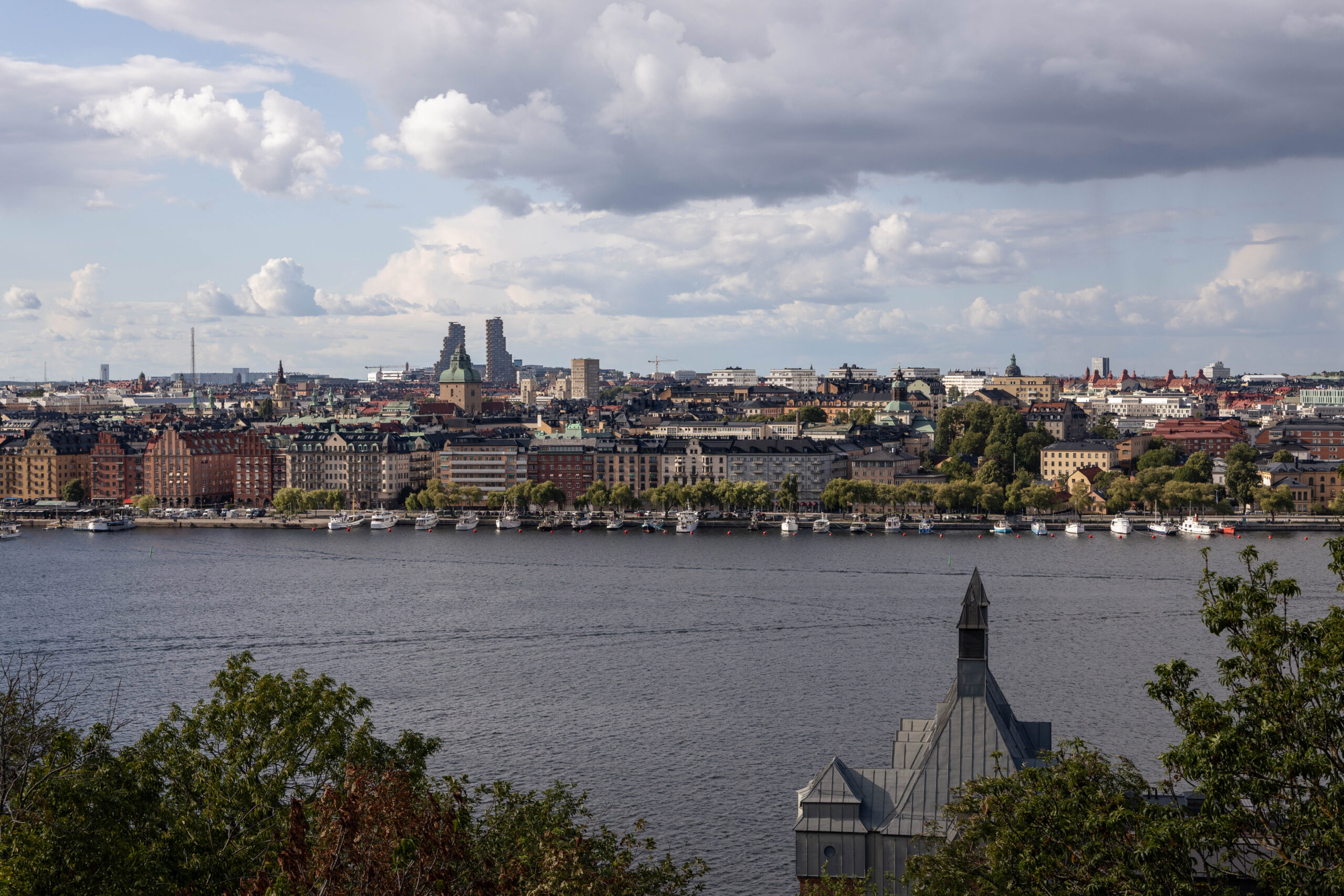 View of water from Skinnarviksberget