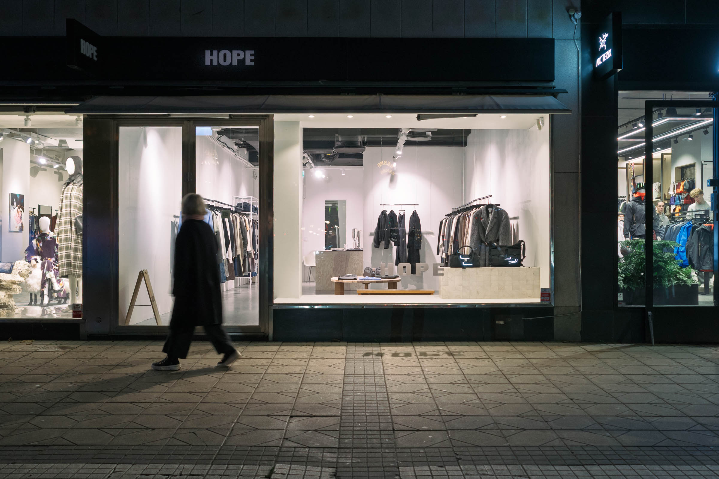 hope_exterior_night